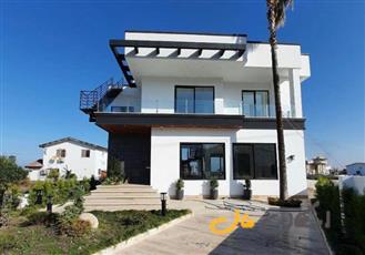 ویلا در نخ شمال