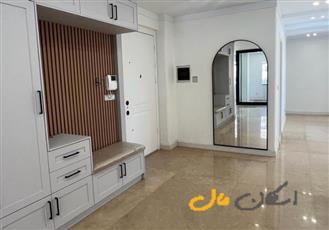 آپارتمان با ۳ بالکن قابل چیدمان