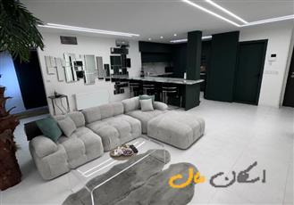 شیخ بهایی ۱۳۱ متر (۲۵۰متر حیاط اختصاصی)