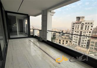فروش آپارتمان ۱۸۵ متری (۲۳ متر تراس)