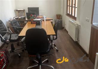 فروش اداری / ۷۵ متر / چهارباغ بالا