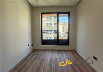 قیطریه / ۹۰ متر ۲ خواب / زیر قیمت منطقه